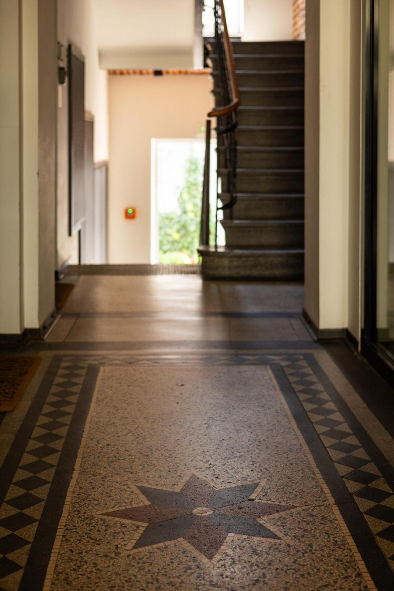 Rozana Loft - Old Town Apartment Krakow Luaran gambar